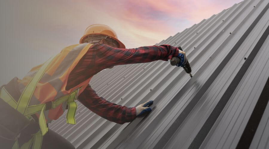 Expert new roof installation services in Dallas City, IL